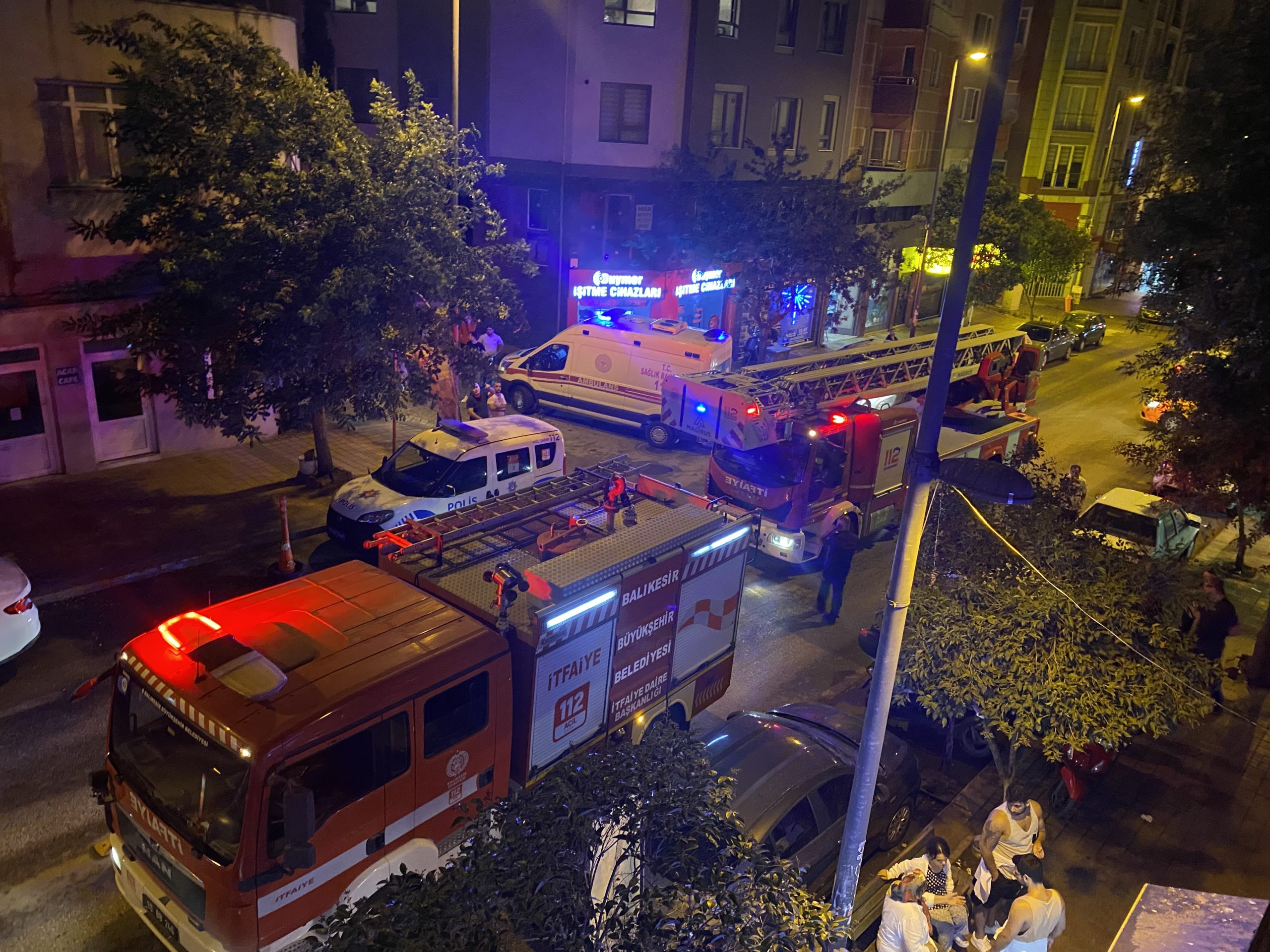 Ocakta açık unutulan yemek yangın paniğine neden oldu. Bandırma Ordu