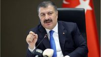 Sağlık Bakanı Fahrettin Koca, Malatya merkezli depremin ardından d&uuml;şme ve