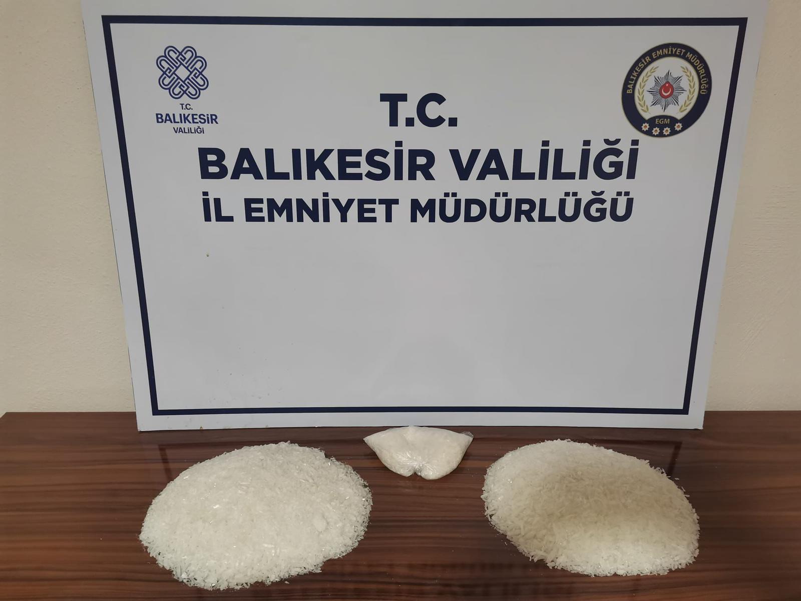 Balıkesir’e yüklü miktarda uyuşturucu madde getireceği tespit edilen ve Gönen