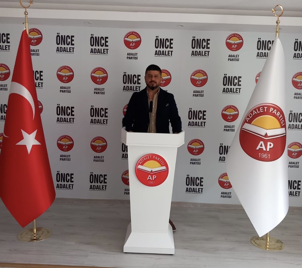 BAŞKAN YARDIMCISI HAKAN SEYFİ DİLMAÇ