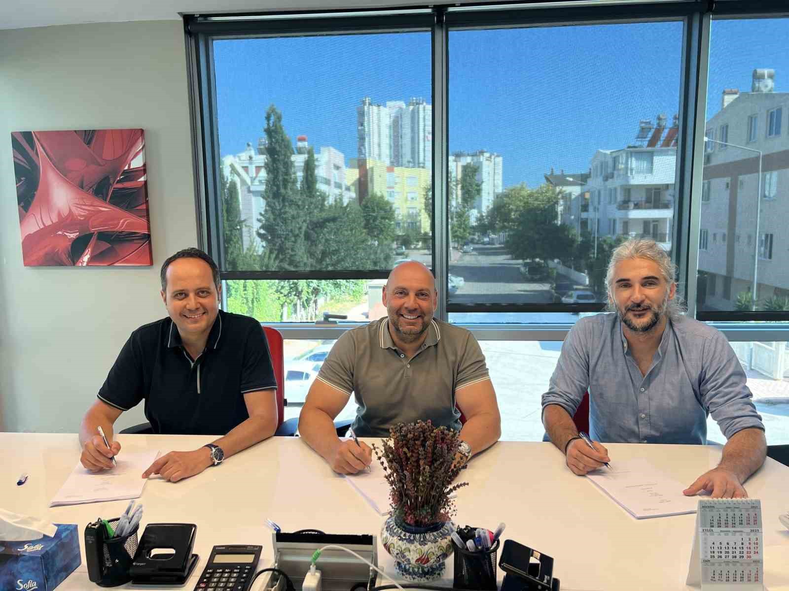 İNSANSIZ DENİZ ARACI TEKNOLOJİLERİ ALANINDA FAALİYET GÖSTEREN MAREN ROBOTİCS, AHMET