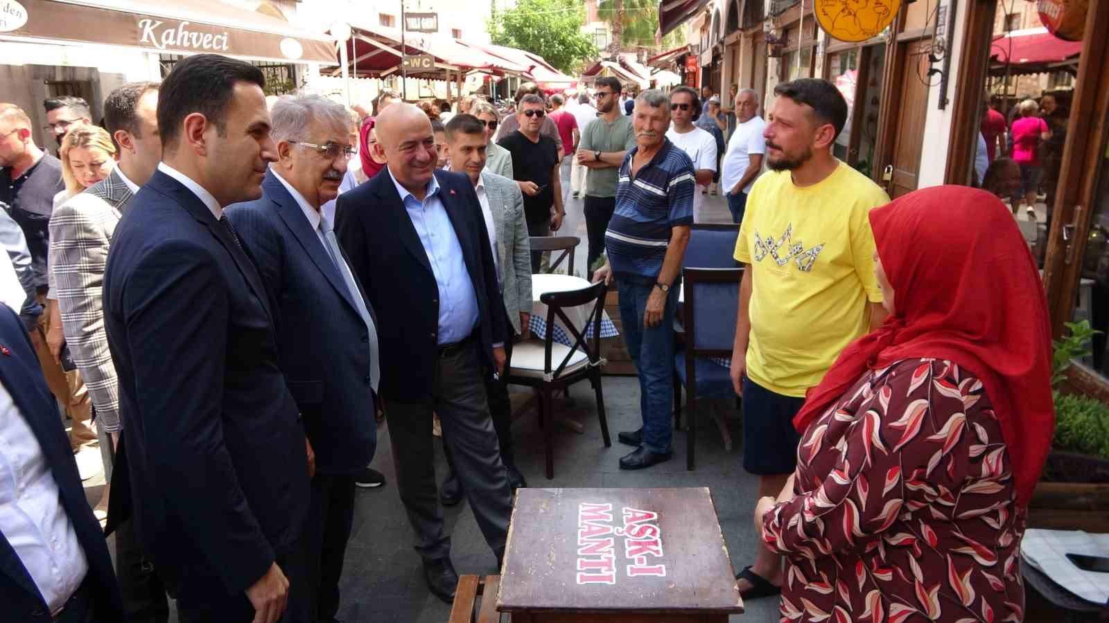 AK PARTİ GENEL BAŞKAN YARDIMCISI HAYATİ YAZICI, ÇANAKKALE’DE ESNAF ZİYARETİNDE