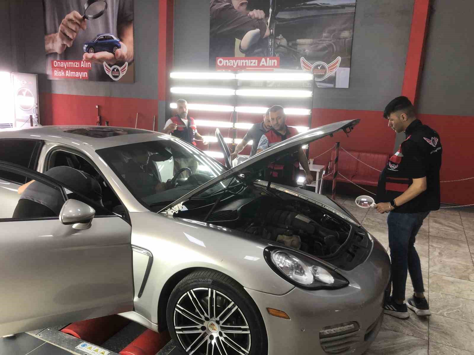 AKILLARA DURGUNLUK VEREN DOLANDIRICILIK BURSA-ERZURUM ARASINDA YAŞANDI. BURSA’DAN ALDIĞI LÜKS