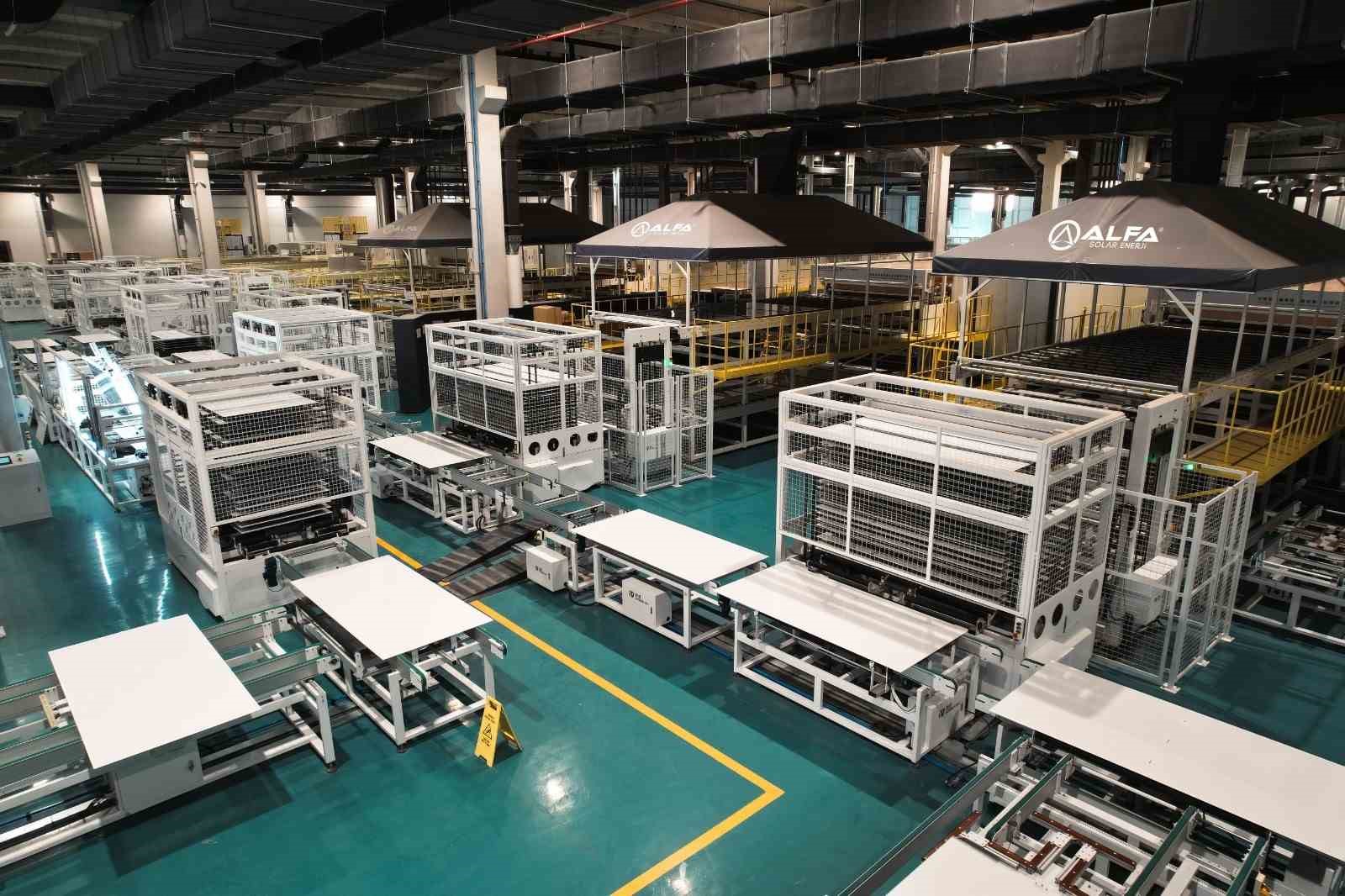 FORTUNE DERGİSİ, TÜRKİYE’NİN EN BÜYÜK 500 ŞİRKETİNİ SIRALADI. ALFA SOLAR