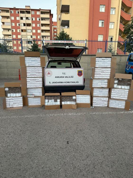ANKARA’DA JANDARMA KOMUTANLIĞINCA İCRA EDİLEN OPERASYON SONUCUNDA BİR ARACIN İÇERİSİNDE