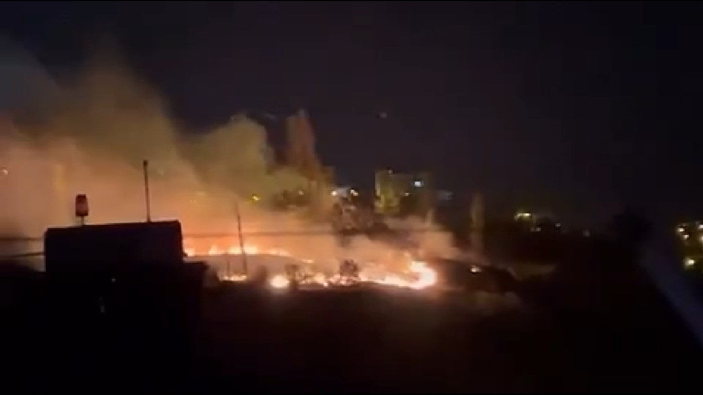 ANKARA KEÇİÖREN’DE AĞAÇLIK ALANDA ÇIKAN YANGIN PANİĞE NEDEN OLDU. İTFAİYE