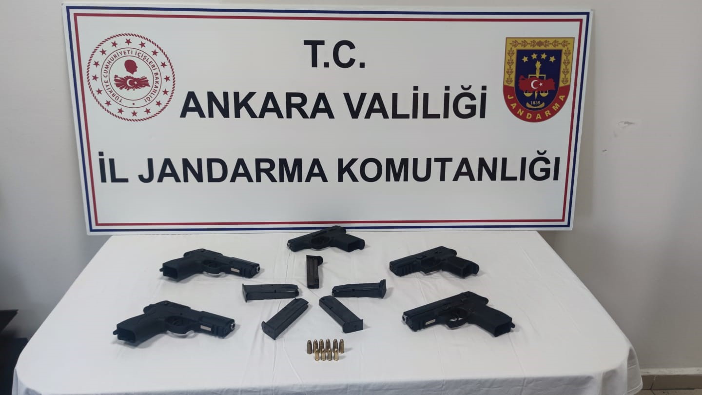 ANKARA’NIN ETİMESGUT İLÇESİNDE YASA DIŞI SİLAH SATIŞI YAPTIĞI BELİRLENEN KİŞİYE