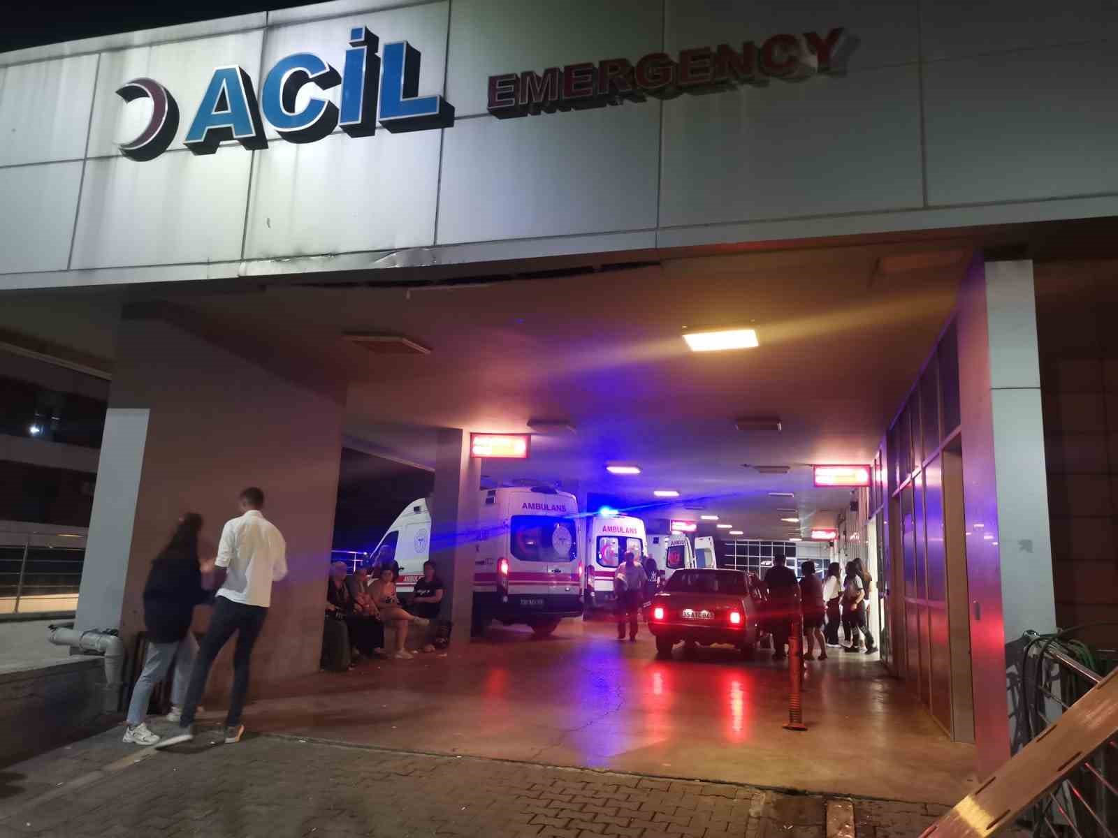 İZMİR’DE KORKUNÇ OLAY: ANNESİNE SATIRLA SALDIRDI