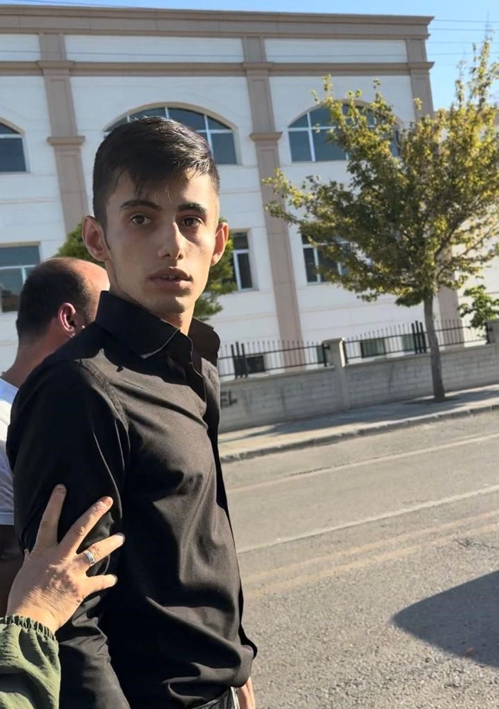 ANKARA’NIN SİNCAN İLÇESİNDE AİLESİ YANINDA OLAN BABA VE OĞUL ARACIN