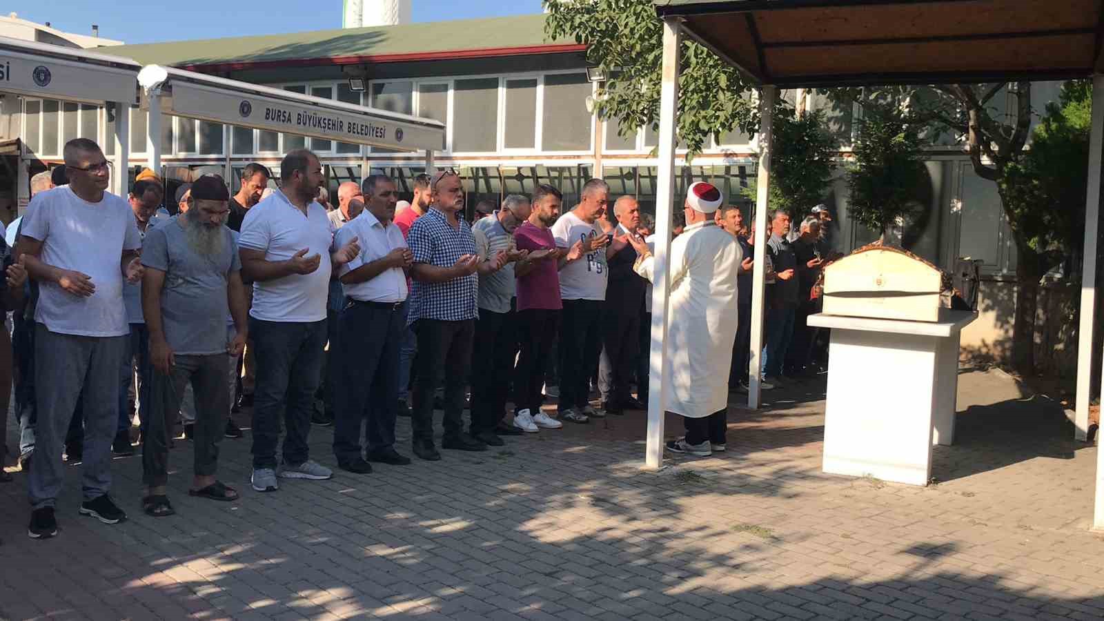 BURSA’DA İNŞAATTA İÇİ SU DOLU ASANSÖR BOŞLUĞUNDA CANSIZ BEDENİ BULUNAN