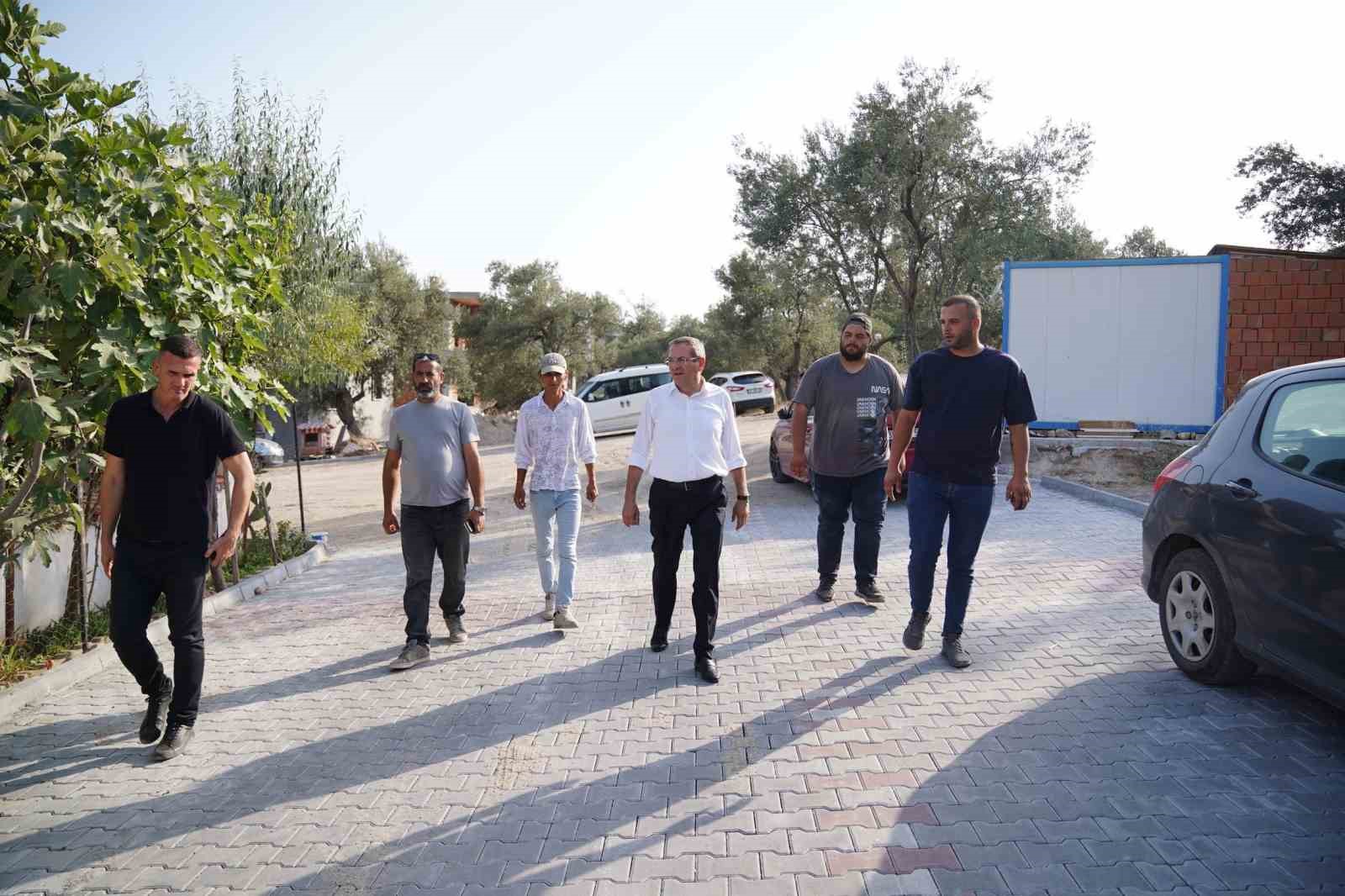 AYVALIK’TA 20 BİN METREKARELİK YOL İLE TEPECİK MEVKİSİ’NİN 20 YILLIK