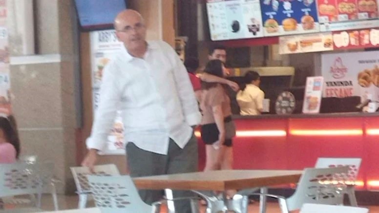 HAZİNE VE MALİYE BAKANI MEHMET ŞİMŞEK'İN ANKARA’DA BİR AVM’DE KUMPİR