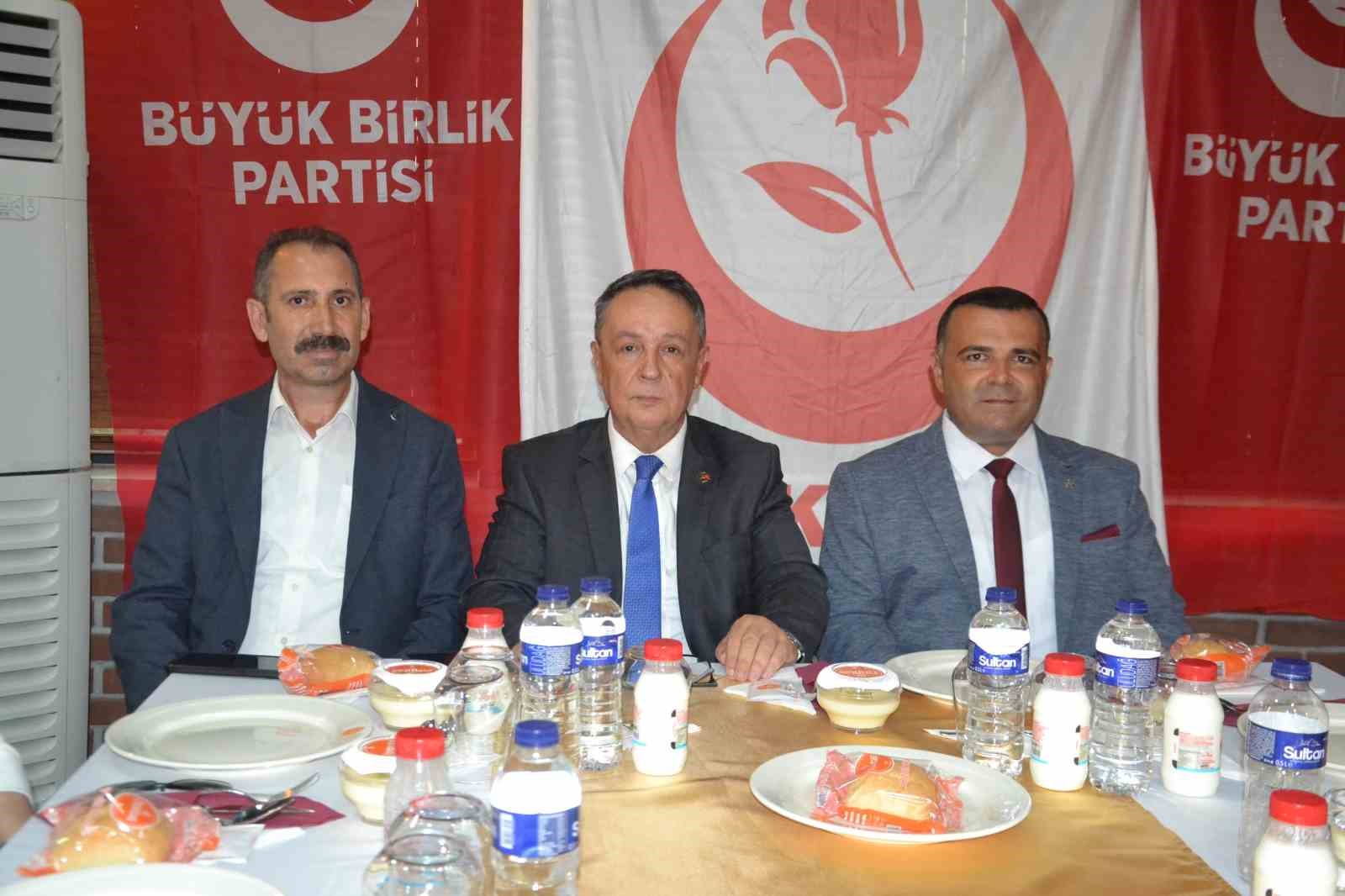 BALIKESİR'DE BÜYÜK BİRLİK PARTİSİ (BBP) İL BAŞKANLIĞINA GENEL BAŞKAN MUSTAFA