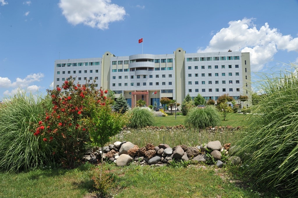 BALIKESİR ÜNİVERSİTESİ KISALTMASI 'BAÜN' TESCİLLENDİ