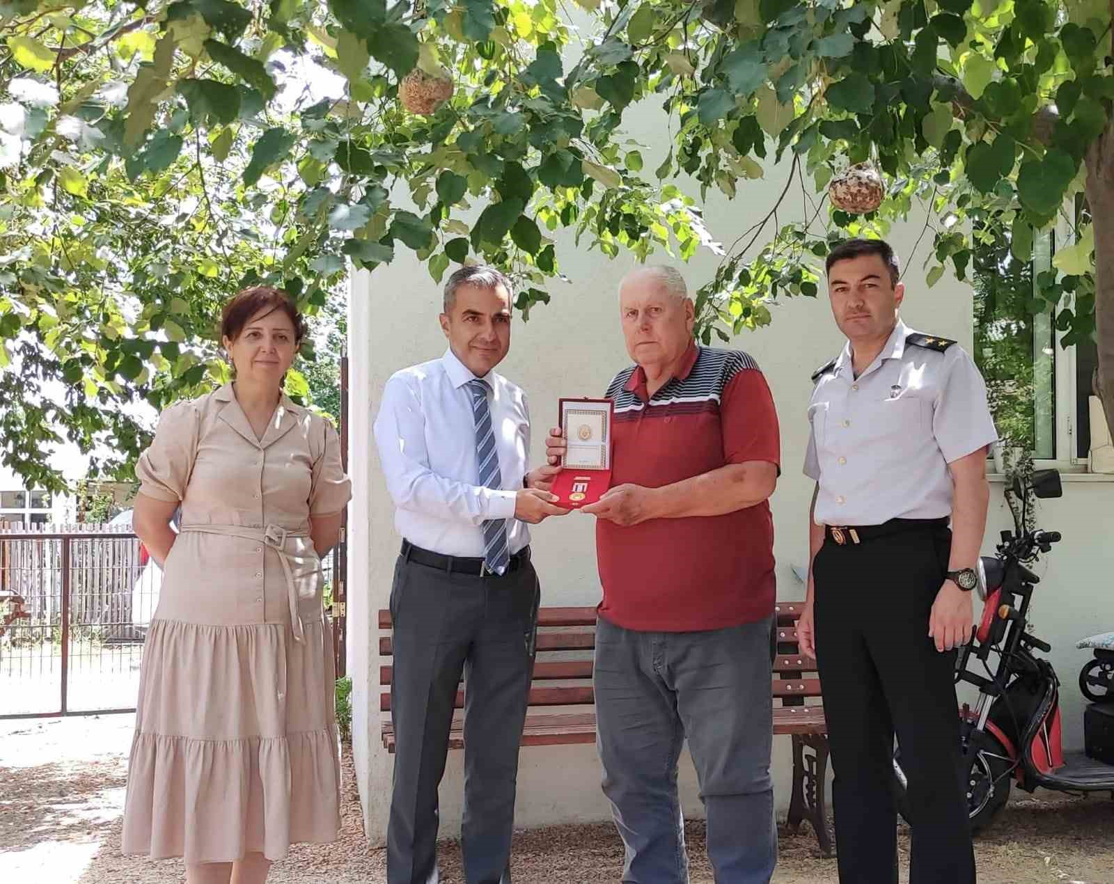 BANDIRMA’DA KORE VE KIBRIS GAZİLERİ UNUTULMADI
