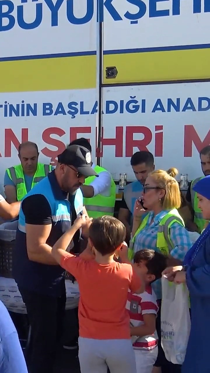 BURSA BÜYÜKŞEHİR BELEDİYE BAŞKANI ALİNUR AKTAŞ, SOSYAL MEDYA ÜZERİNDEN KENDİSİNE