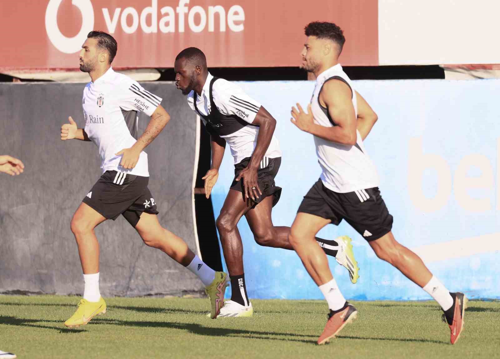 BEŞİKTAŞ, UEFA KONFERANS LİGİ PLAY-OFF TURU RÖVANŞINDA DİNAMO KİEV İLE
