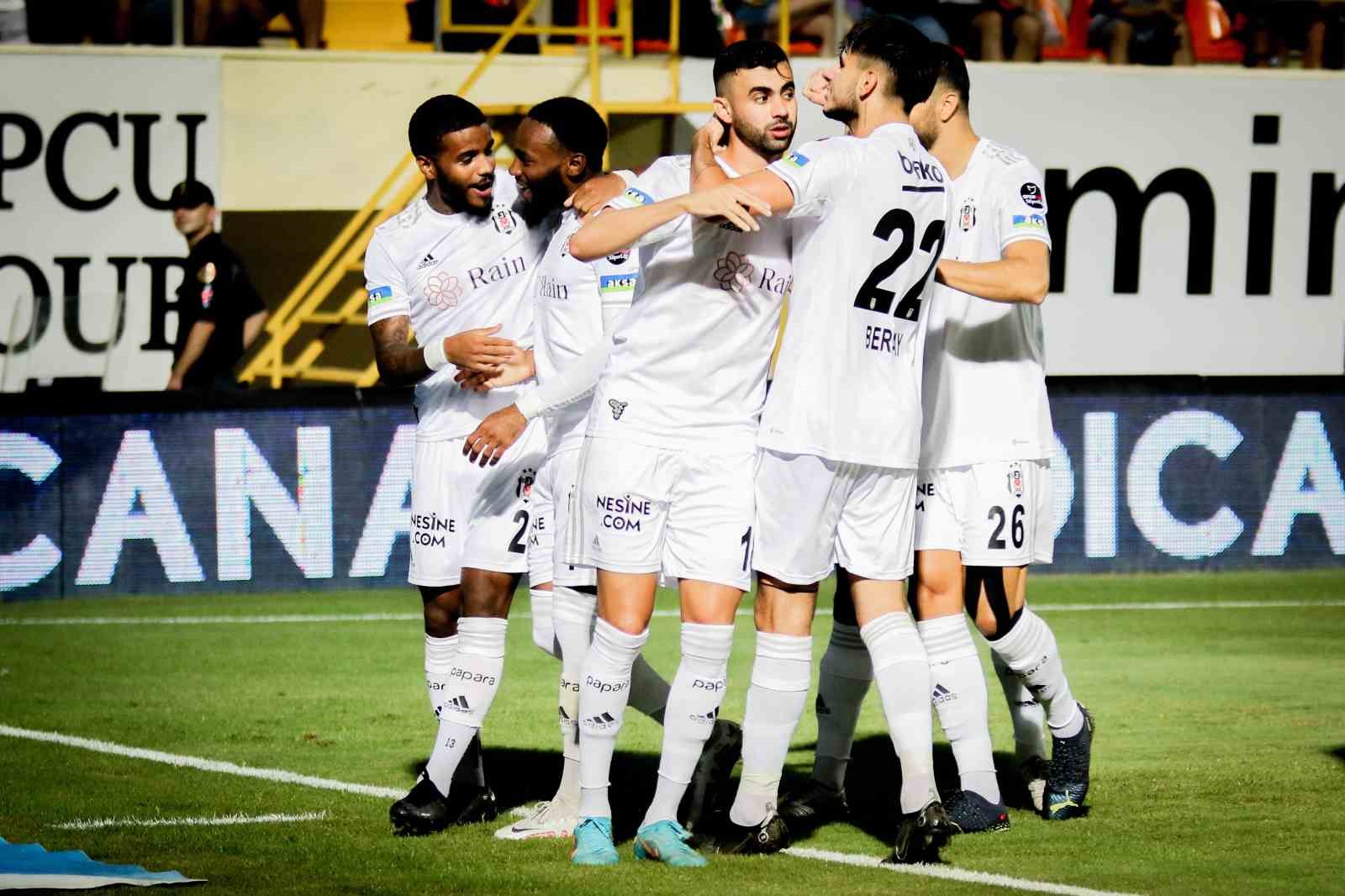 BEŞİKTAŞ, 20 YAŞINDAKİ ORTA SAHA OYUNCUSU BERKAY VARDAR'IN, MOLDOVA TEMSİLCİSİ