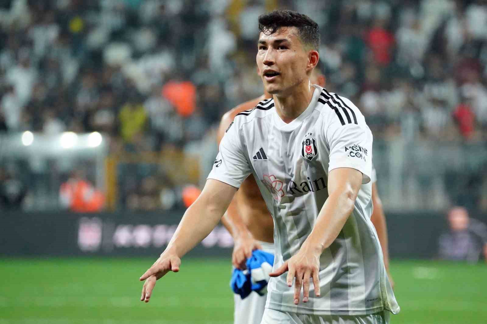 UEFA AVRUPA KONFERANS LİGİ PLAY-OFF TURU RÖVANŞ MÜSABAKASINDA EVİNDE DİNAMO