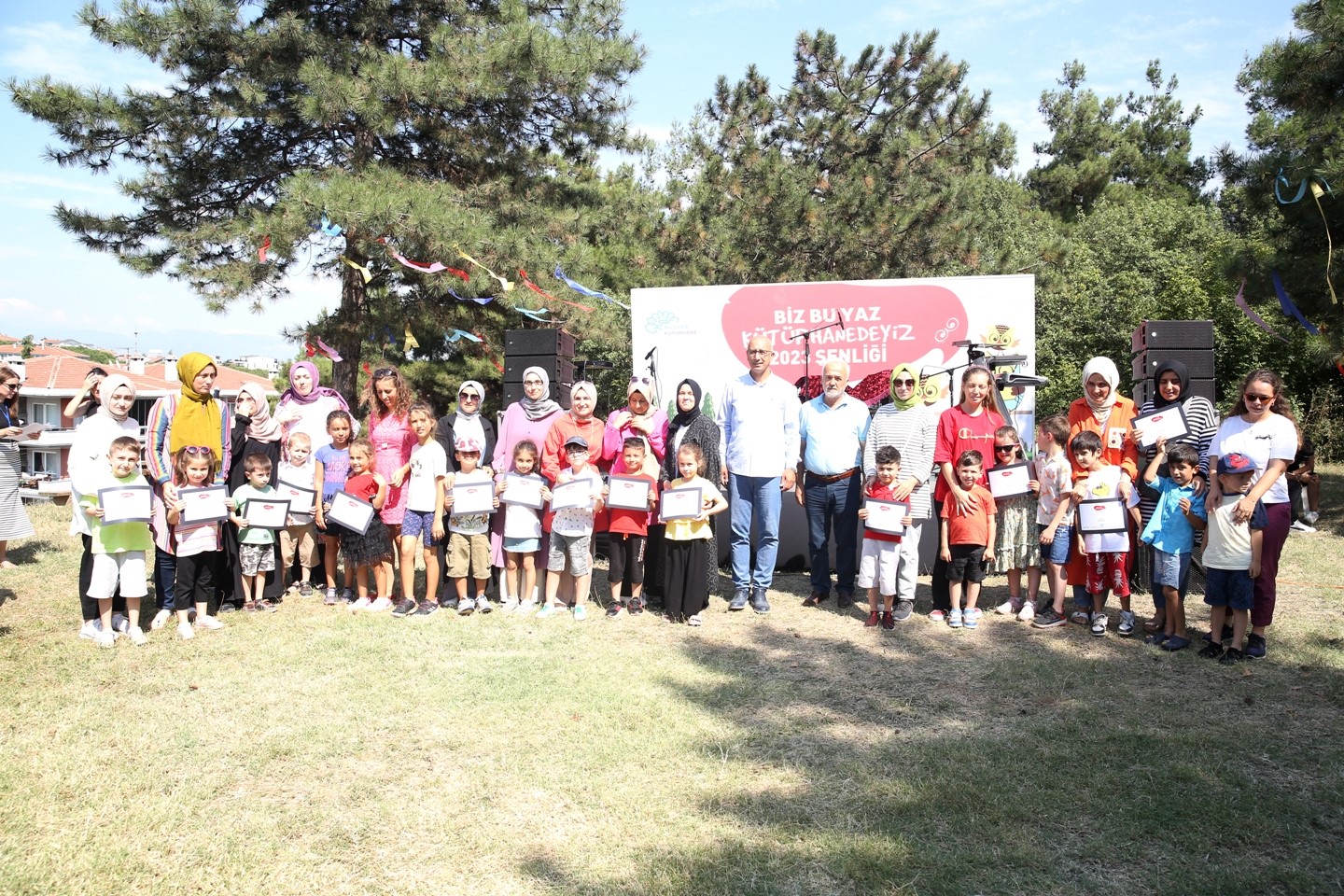 NİLÜFER BELEDİYESİ TARAFINDAN DÜZENLENEN 300 ÇOCUK VE EBEVEYNİN KATILDIĞI “BİZ