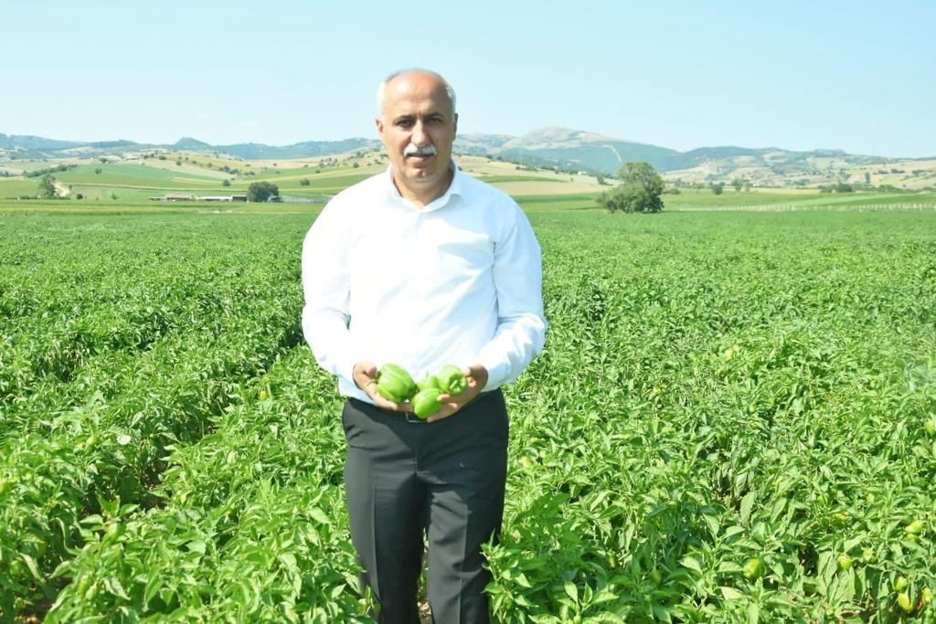 YENİŞEHİR BELEDİYESİ ÇİFTÇİNİN YÜZÜNÜ GÜLDÜRECEK PROJENİN STARTINI VERİYOR