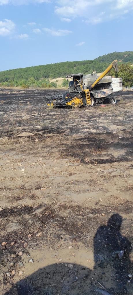 BURSA’DA BUĞDAY TARLASINDA ÇIKAN YANGINDA 100 DÖNÜM TARLA VE 1