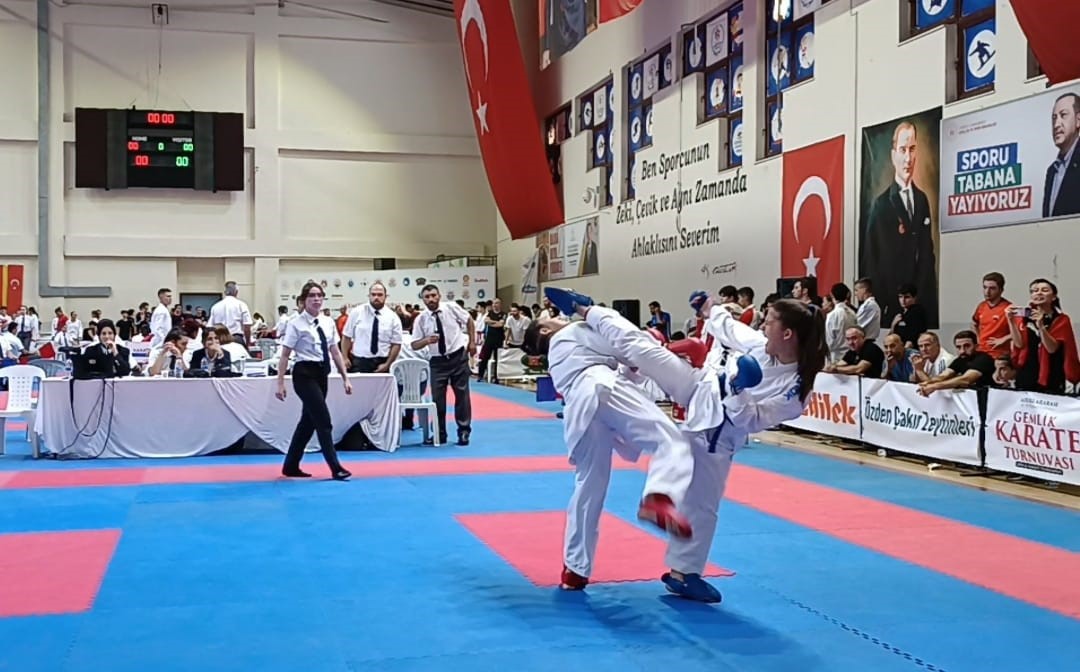BU SENE 4’ÜNCÜSÜ DÜZENLENEN ULUSLARARASI GEMLİK KARATE TURNUVASI’NA 14 ÜLKEDEN