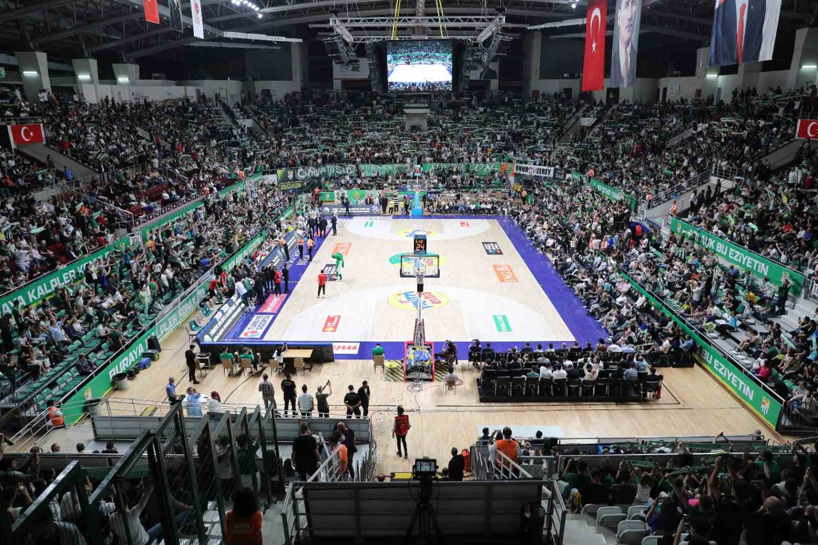 BURSASPOR TARAFTARI GEÇEN SENEKİ KOMBİNE FİYATLARIYLA BU SENEKİ KOMBİNELERİ SATIN
