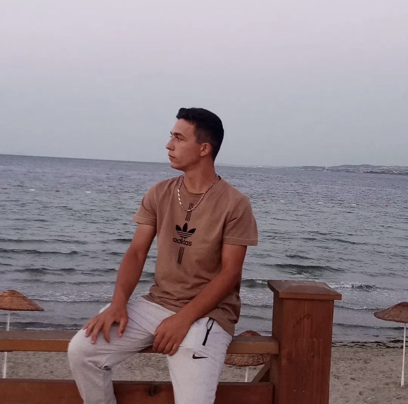 ÇANAKKALE’NİN GELİBOLU İLÇESİNDE İDDİAYA GÖRE 17 YAŞINDAKİ O.T. DÜN GECE