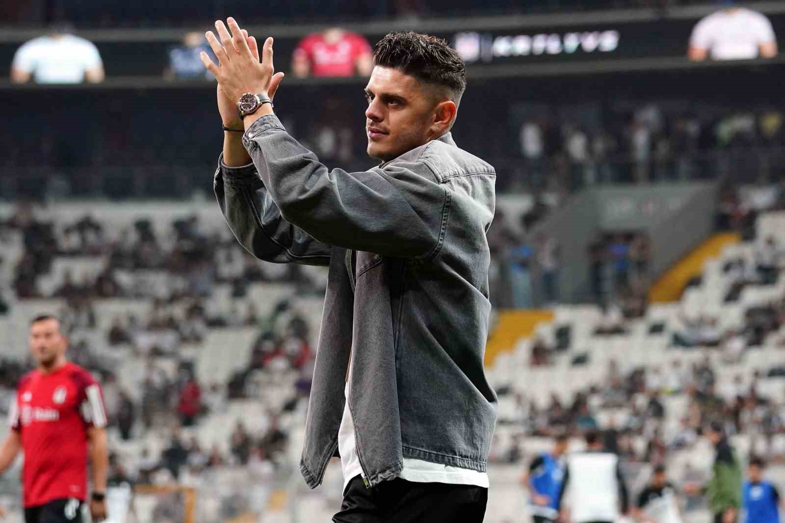 BEŞİKTAŞ’IN YENİ TRANSFERLERİ ALEX OXLADE-CHAMBERLAİN VE MİLOT RASHİCA, NEFTÇİ BAKÜ