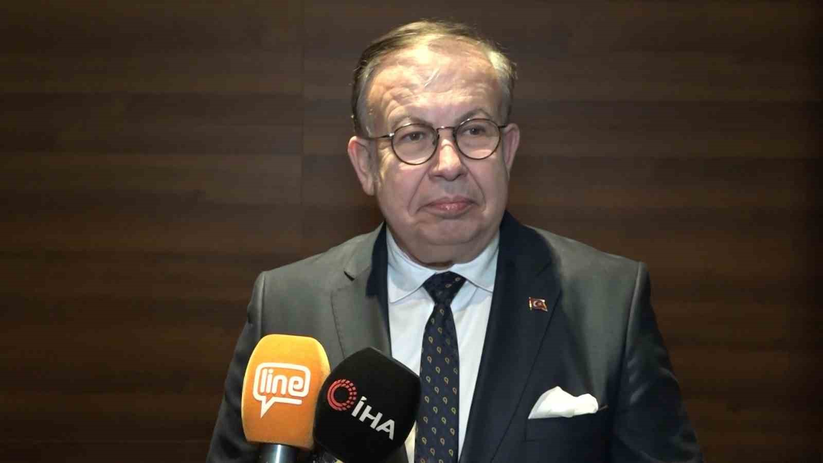 EMEKLİ TÜMAMİRAL CİHAT YAYCI