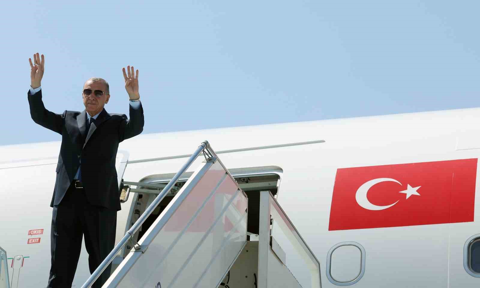 CUMHURBAŞKANI RECEP TAYYİP ERDOĞAN, MACARİSTAN’A GİTTİ.