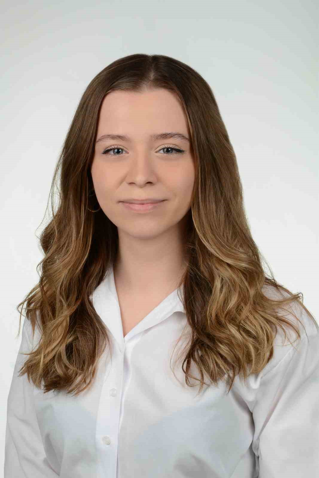PSİKOLOG ARŞ. GÖR. SİMAY YILMAZ, BU FAKTÖRLERİN EN TEMELİNDE STRES