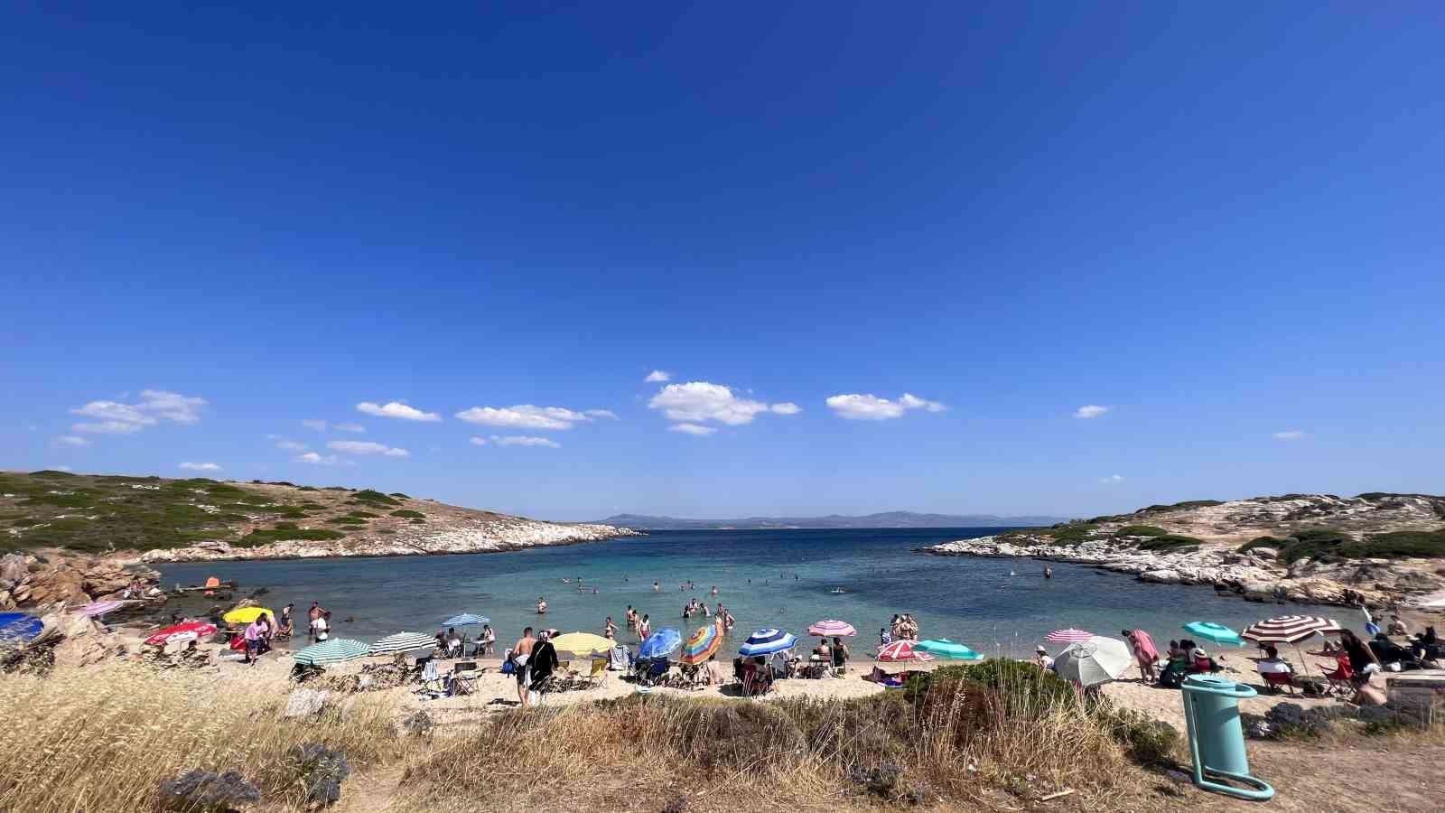 ÇANAKKALE'NİN KUZEY EGE DENİZİ’NDEKİ TURİZM MERKEZİ BOZCAADA İLÇESİNDE DÜNYACA ÜNLÜ