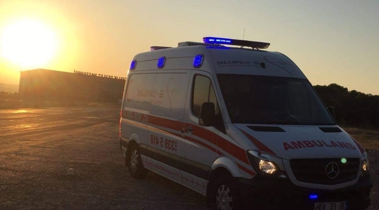 Erdek Belediyesi, Erdek’te yaşayan vatandaşları ziyaret ederek ücretsiz periyodik sağlık