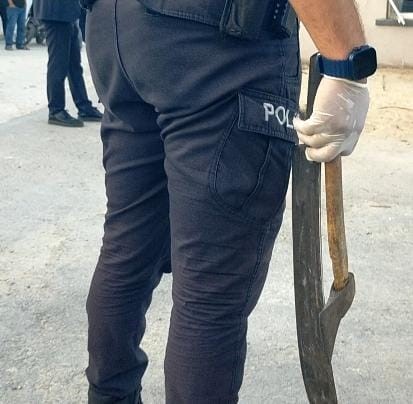 EDİRNE'DE EV SAHİBİ VE KİRACI ARASINDA BALTALI VE SATIRLI KAVGADA