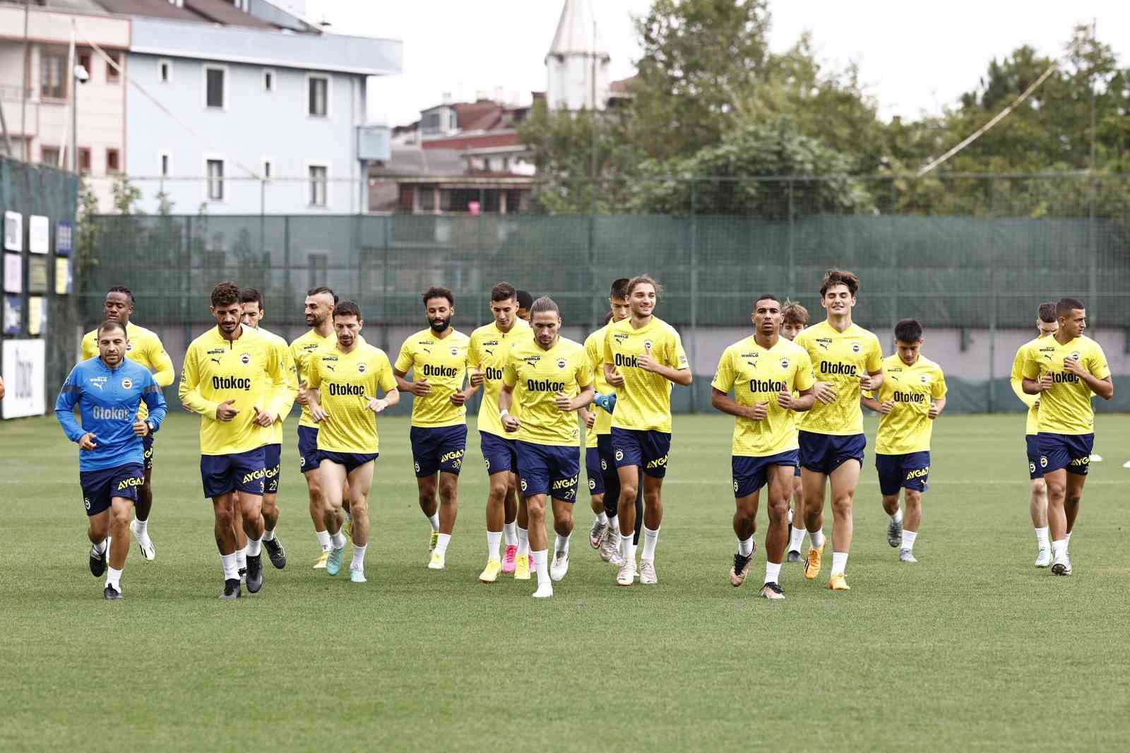 UEFA AVRUPA KONFERANS LİGİ 3. ELEME TURU İLK MAÇINDAN GALİBİYETLE