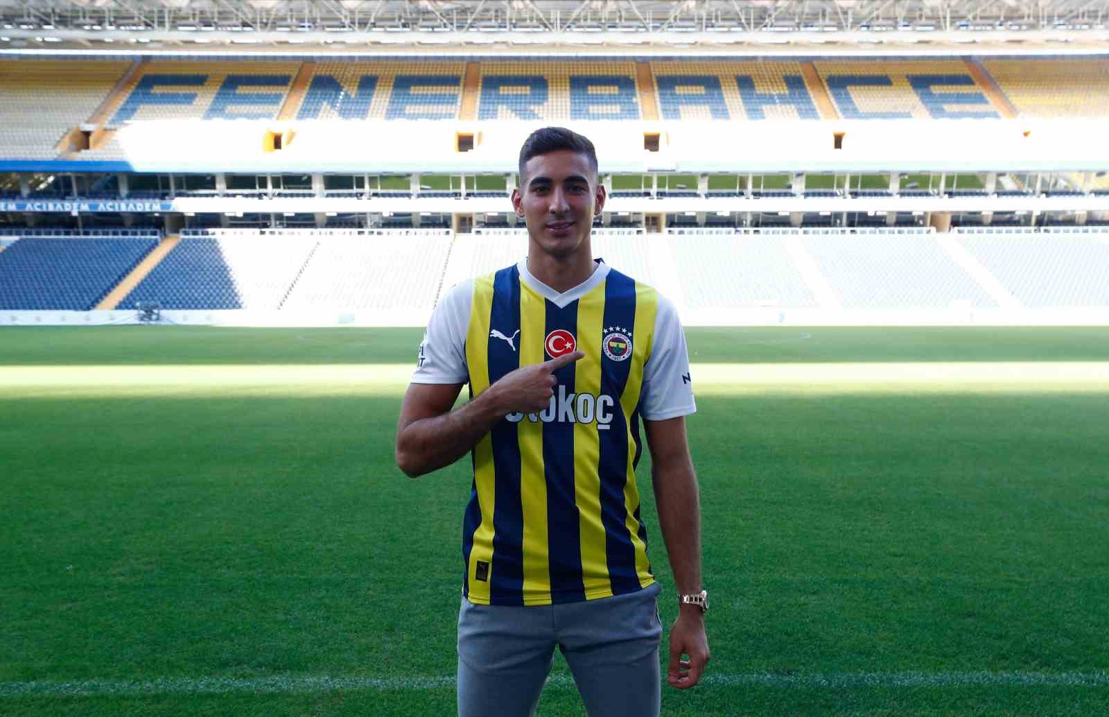 FENERBAHÇE, 24 YAŞINDAKİ MİLLİ OYUNCU MERT MÜLDÜR İLE 4 YILLIK