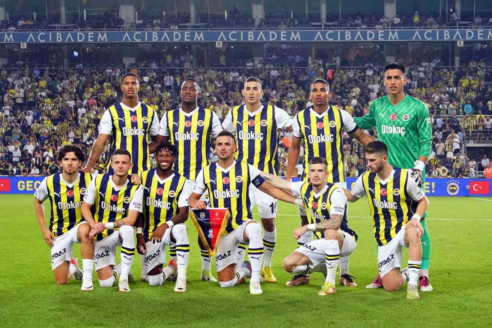 FENERBAHÇE, UEFA KONFERANS LİGİ PLAY-OFF TURU'NDA KARŞILAŞTIĞI TWENTE MAÇINDA, SÜPER