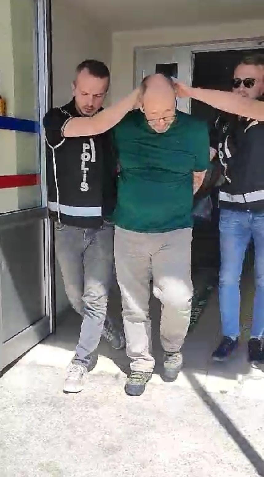 FETÖ ÜYESİ OLDUĞU GEREKÇESİ İLE MESLEKTEN İHRAÇ EDİLEN VE 7
