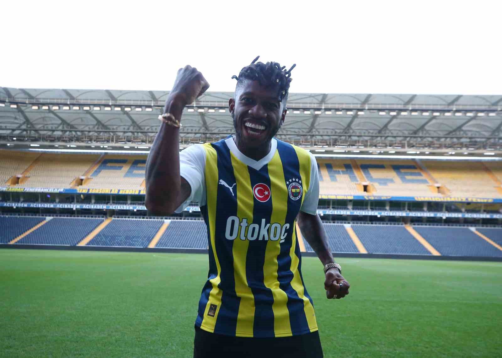 FENERBAHÇE, MANCHESTER UNİTED'DAN FRED'İ 9 MİLYON 744 BİN EURO BONSERVİS