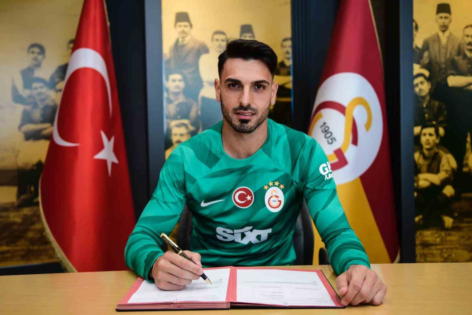 GALATASARAY, GAZİANTEP FK FORMASI GİYEN KALECİ GÜNAY GÜVENÇ'İ TRANSFER ETTİ.