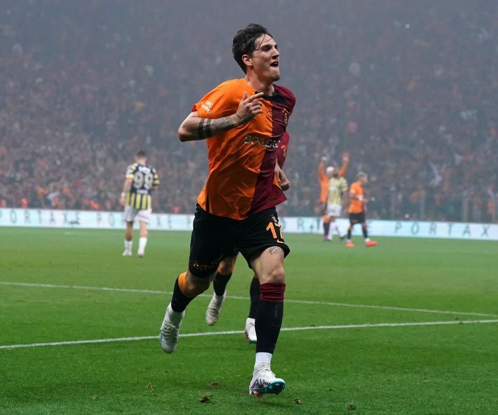 GALATASARAY, 24 YAŞINDAKİ İTALYAN ORTA SAHA OYUNCUSU NİCOLO ZANİOLO'YU İNGİLİZ