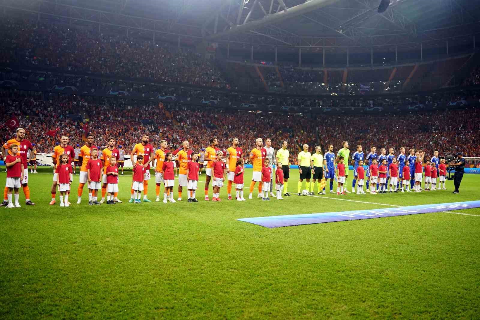 GALATASARAY TEKNİK DİREKTÖRÜ OKAN BURUK, MOLDE İLE OYNADIKLARINI İLK KARŞILAŞMANIN
