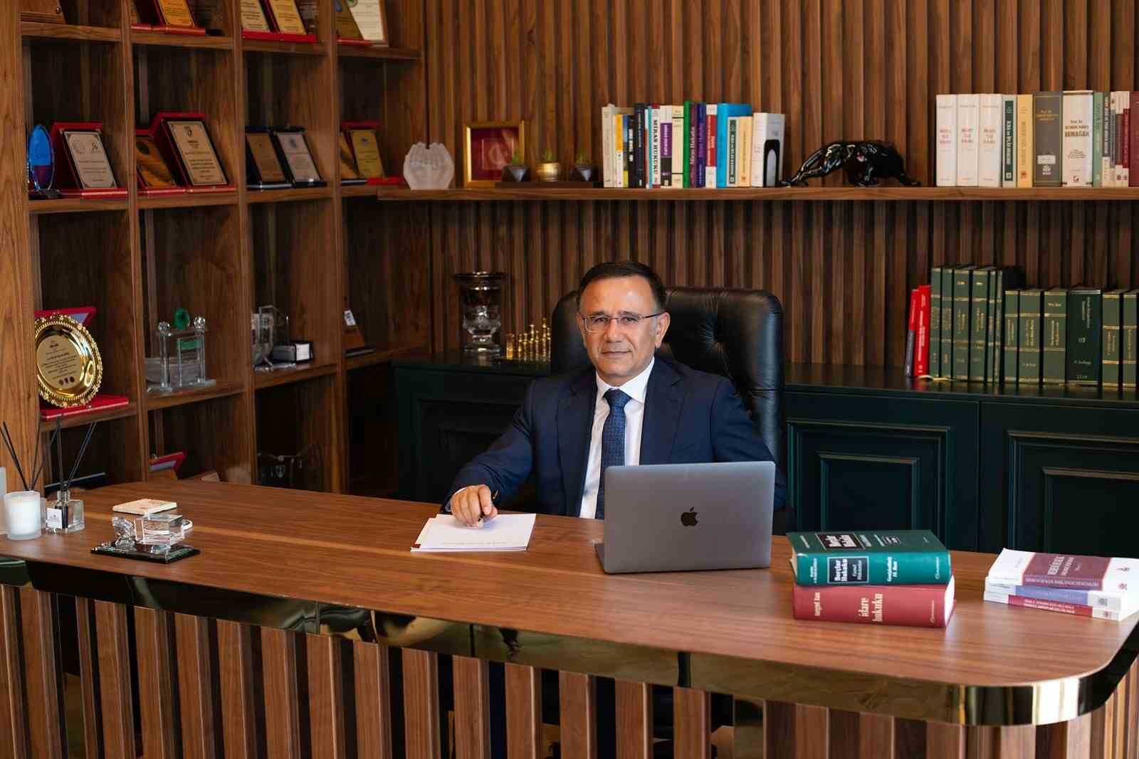 ALTAŞ YATIRIM, AKTÜRK İNŞAATI BÜNYESİNE KATTIĞINI DUYURDU. İŞ ADAMI PROF.