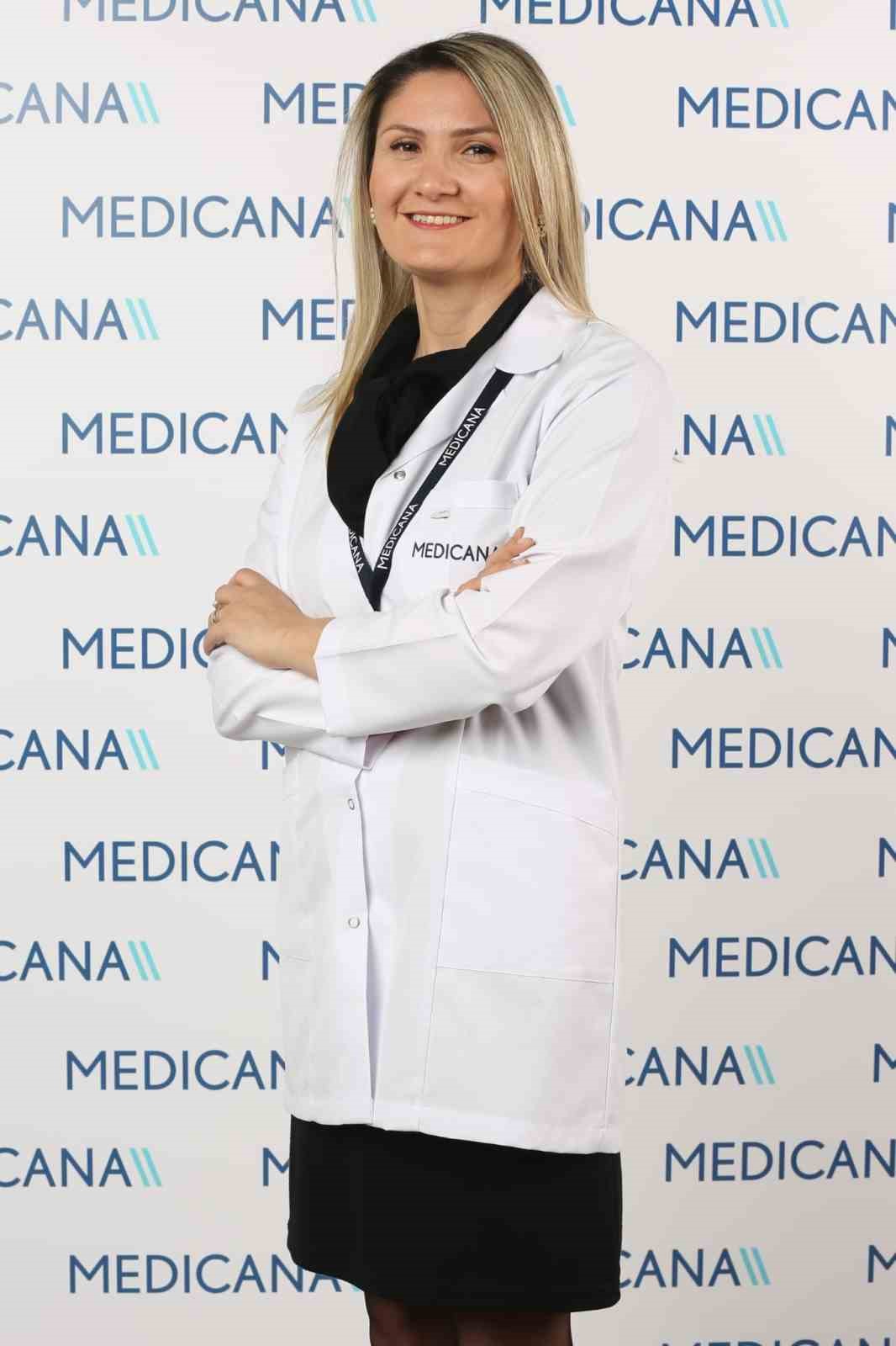KADIN HASTALIKLARI VE DOĞUM UZMANI PROF. DR. MÜZEYYEN UYANIK, BALIK