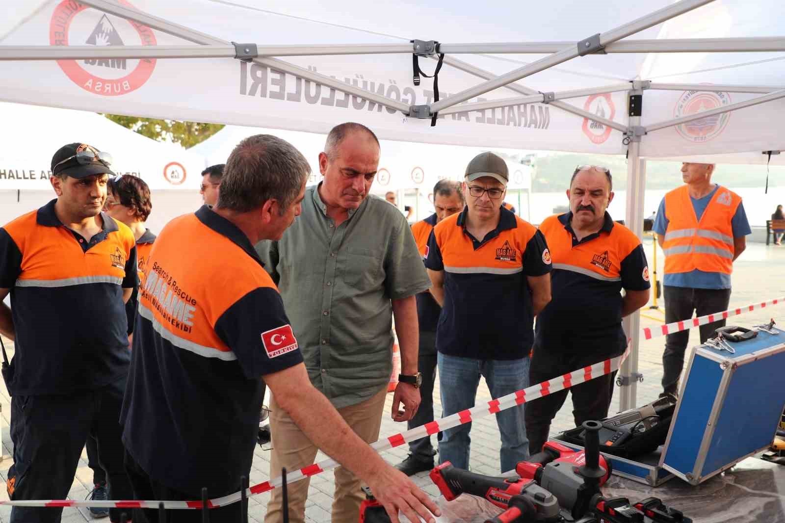 GEMLİK BELEDİYESİ, ÜLKEMİZİN YAŞADIĞI DEPREM VE DOĞAL AFETLERDE ARAMA KURTARMA