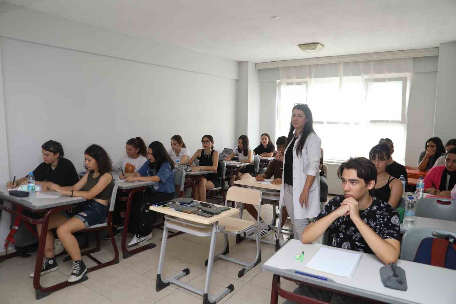 BURHANİYE BELEDİYESİ SOSYAL ETKİNLİK MERKEZİ (BURSEM), 2023-2024 EĞİTİM ÖĞRETİM DÖNEMİNDE