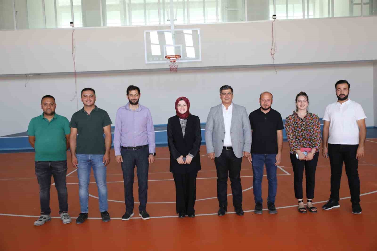 AKYURT BEYAZIT MAHALLESİNDE İNŞAATINA BAŞLANAN ÇOK AMAÇLI SPOR SALONU VE