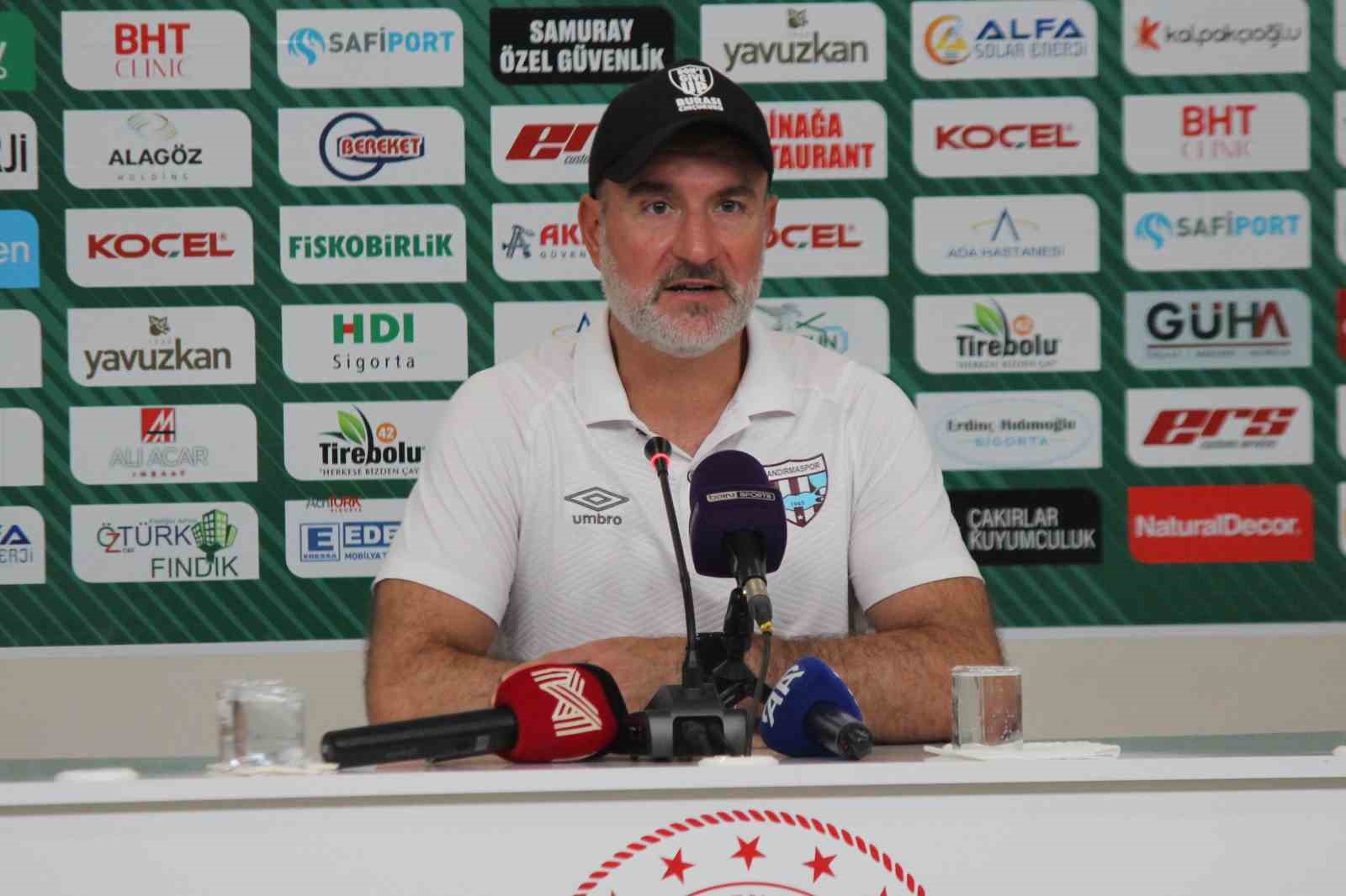 Giresunspor-Bandırmaspor maçının ardından BANDIRMASPOR TEKNİK DİREKTÖRÜ ERSAN PARLATAN